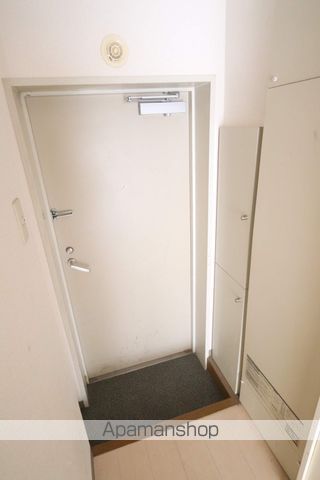 東京メトロ東西線 行徳駅 徒歩10分 4階建 築34年の玄関写真