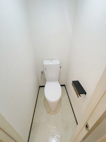 トイレ　清潔感のあるきれいなトイレです