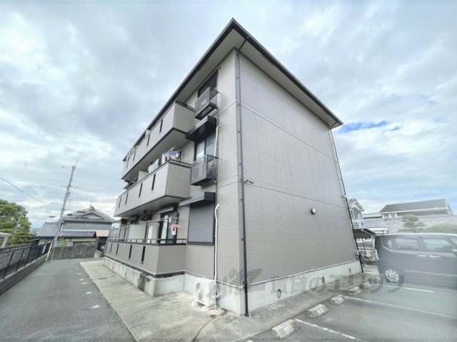 セジュールN1棟の外観写真