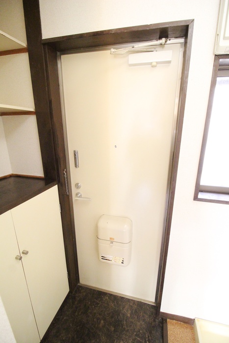ハイム明峰の玄関写真