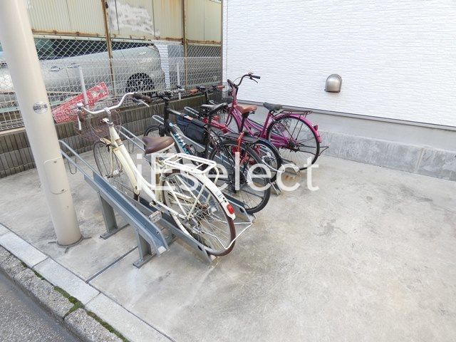 駐車場　駐輪場です