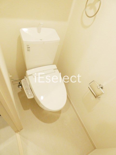 トイレ　ウォシュレット付のトイレです