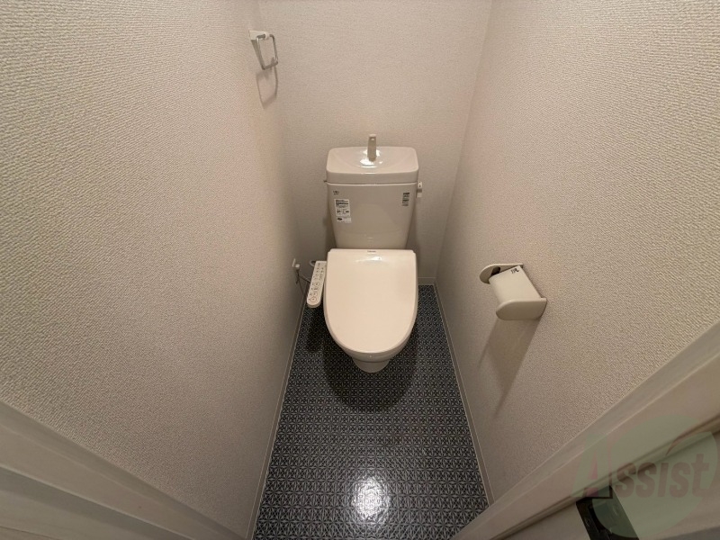 トイレ　シャワートイレになっているので快適です！