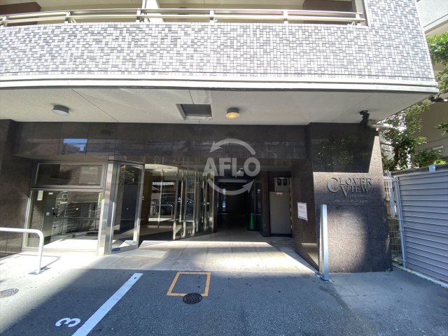 エントランス　クローバー・ビュー上本町　エントランス