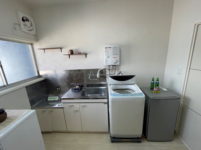 キッチン　冷蔵庫・洗濯機・電子レンジ残置物