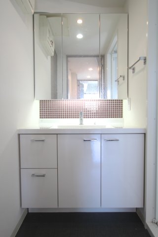 洗面設備　※同間取り別部屋参考写真となります