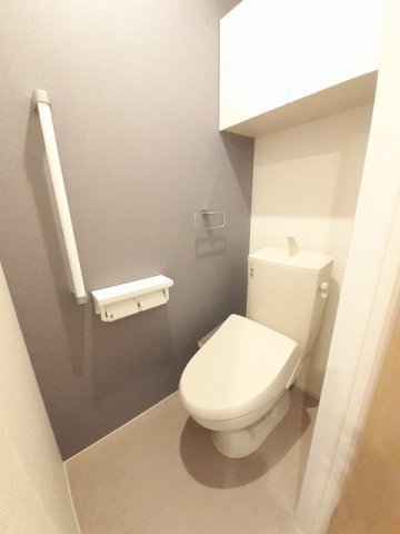 トイレ　清潔感のあるトイレです