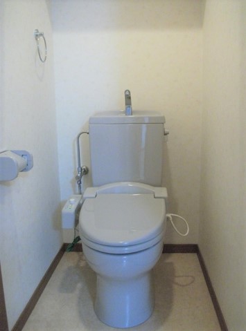 トイレ　シャワートイレ