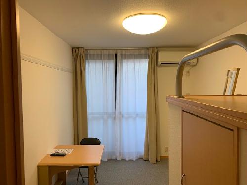 居室・リビング　1階はフローリング仕様です。