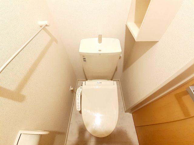 【ストロベリーハウスIIIのトイレ】