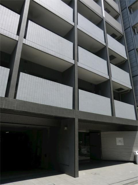 グロースメゾン新横浜の建物外観