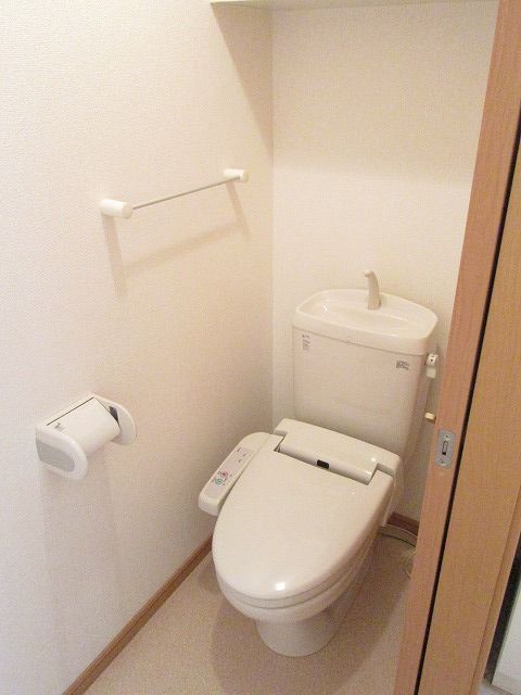 【呉市押込のアパートのトイレ】