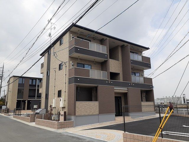 宇治市安田町のアパートの建物外観