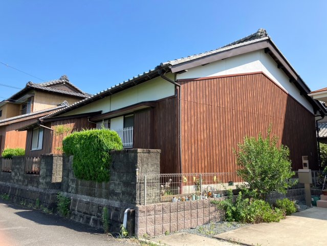 池田町戸建ての建物外観