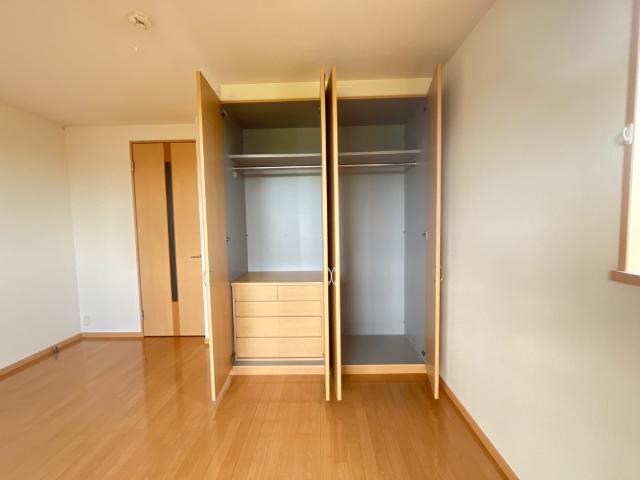 収納　クローゼット