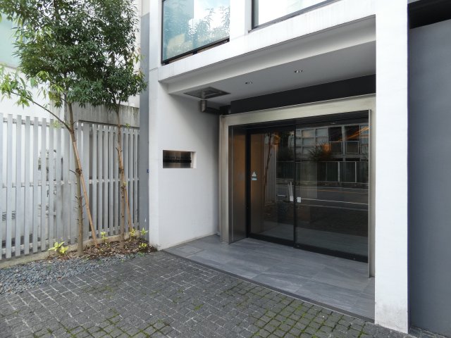 エントランス　エントランス