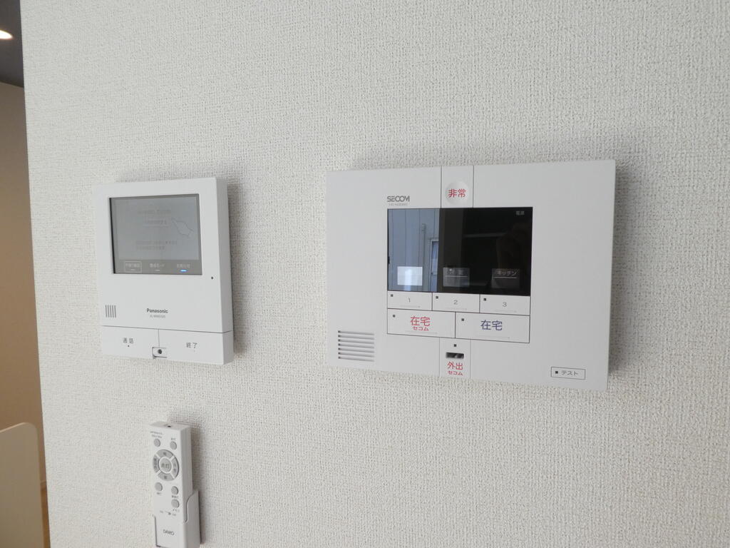 セキュリティ　TVインターホン＆SECOM