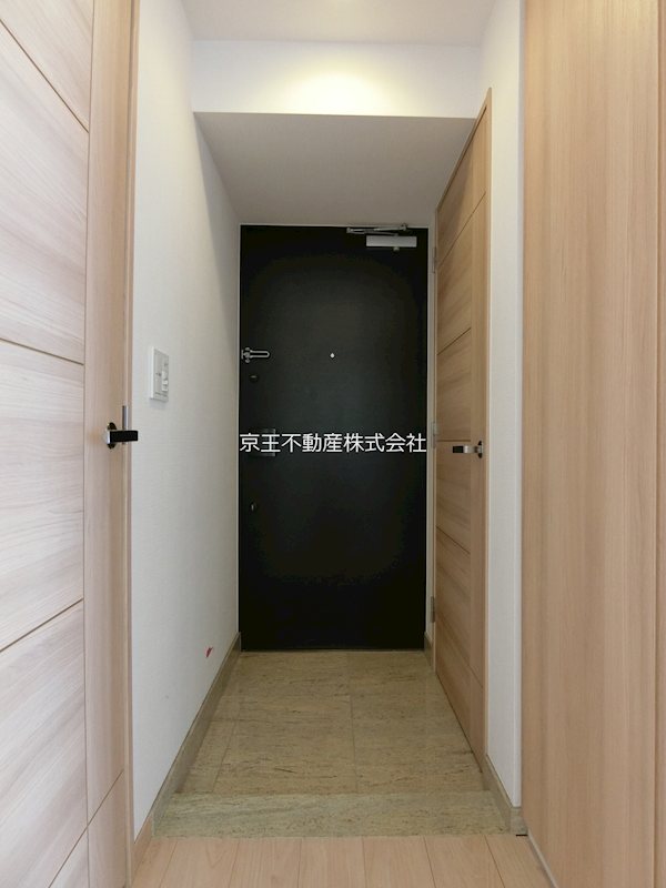 玄関　収納豊富な玄関