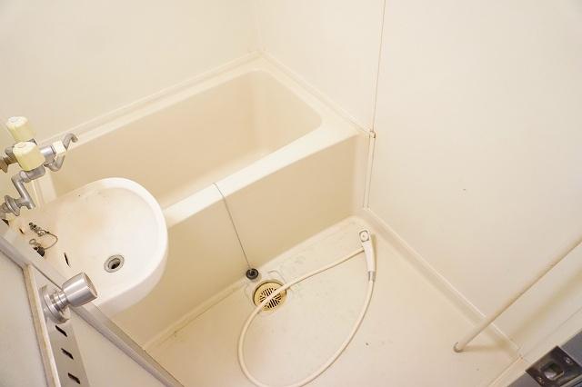 バス・シャワールーム　浴室