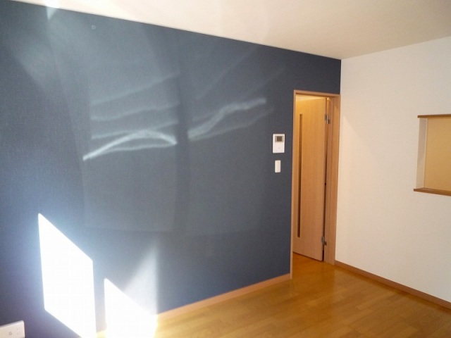 居室・リビング　写真は別号室のものです。