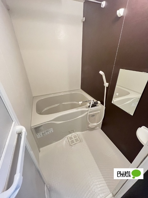 バス・シャワールーム　同一タイプ