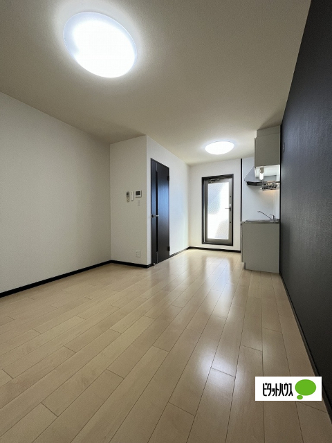 居室・リビング　３０３　同一タイプ