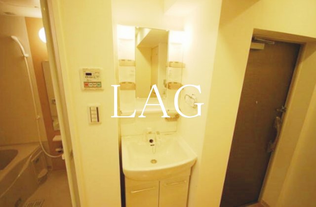 洗面設備　洗面台です。