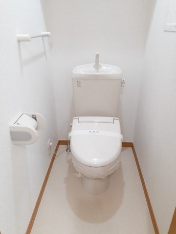 トイレ　ゆったりとした空間のトイレです