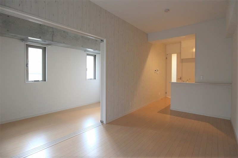 居室・リビング　人気のカウンターキッチンを採用しています。