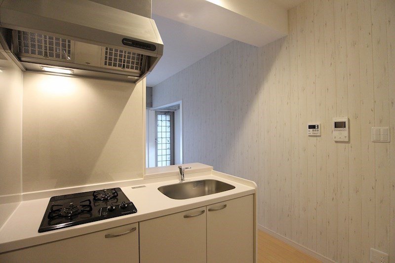 キッチン　お料理、お手入れともにし易いシステムキッチンです。