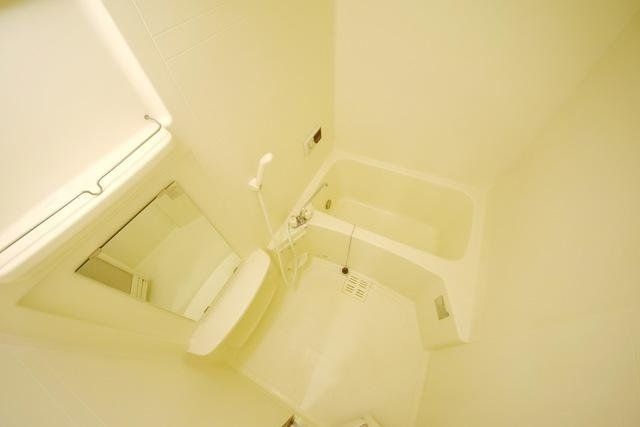 バス・シャワールーム　追い焚きできます♪