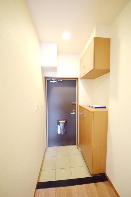 玄関　シューズボックスあります♪