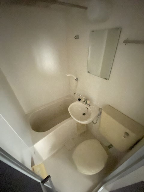 バス・シャワールーム　お風呂です