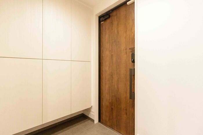 玄関　シューズボックス（トールタイプ）