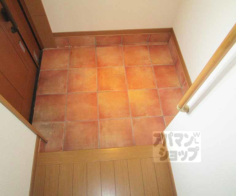 玄関　２Ｆの写真です。