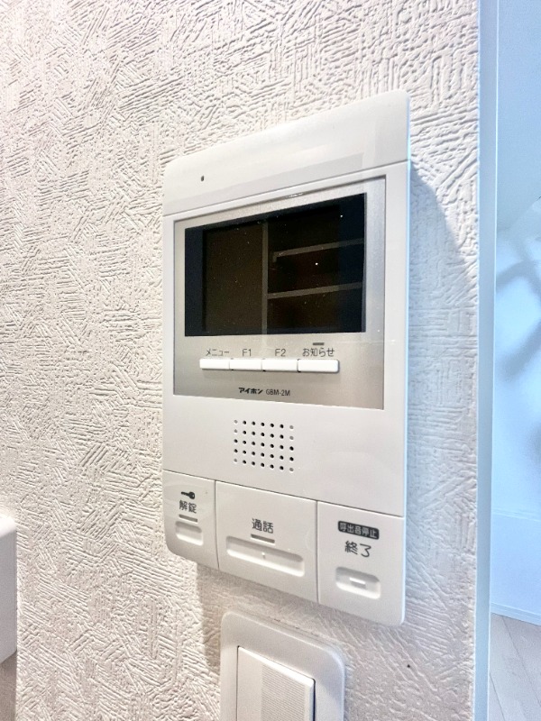 セキュリティ　モニター付きインターホン☆