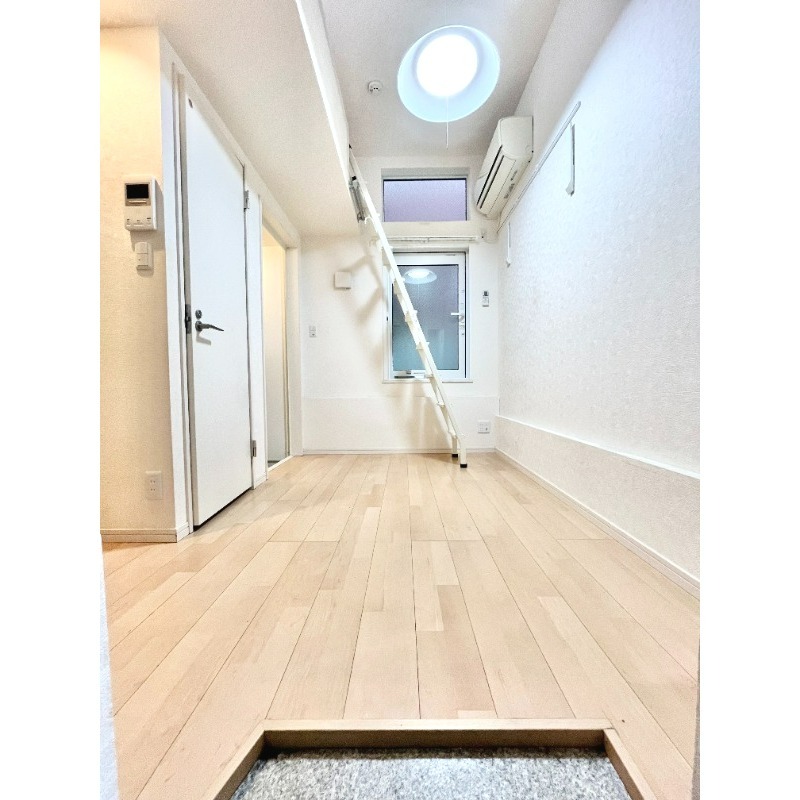 玄関　玄関から見たお部屋☆