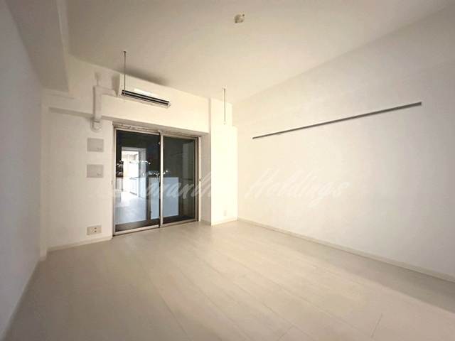 居室・リビング　白基調の洋室♪ ※同施工別部屋