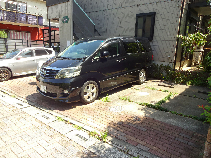 駐車場　駐車場