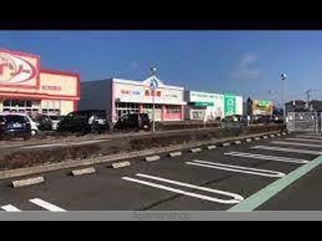 ショッピングセンター　丸亀ＶＡＳＡＬＡ（ショッピングセンター）まで550m