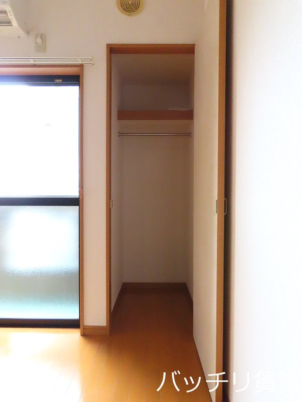 収納　別号室タイプの為、現状を優先致します。
