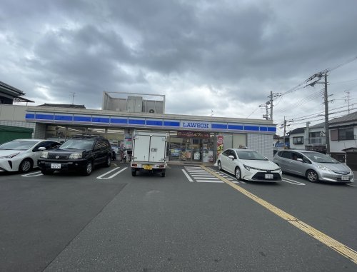 コンビニ　ローソン 巽中四丁目店（コンビニ）まで422m