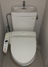 トイレ　コンパクトで使いやすいトイレです