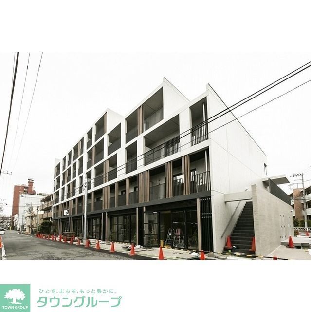 建物外観　東側外観
