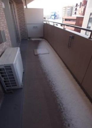 バルコニー　※他部屋、参考写真※
