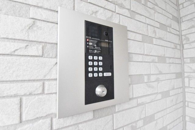 セキュリティ　初期費用分割可★ご希望の場所まで無料送迎サービス付♪