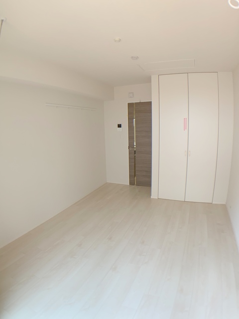 居室・リビング　6.7帖の居室