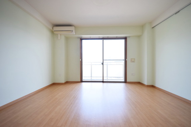 居室・リビング　★きれいなお部屋ですよ★