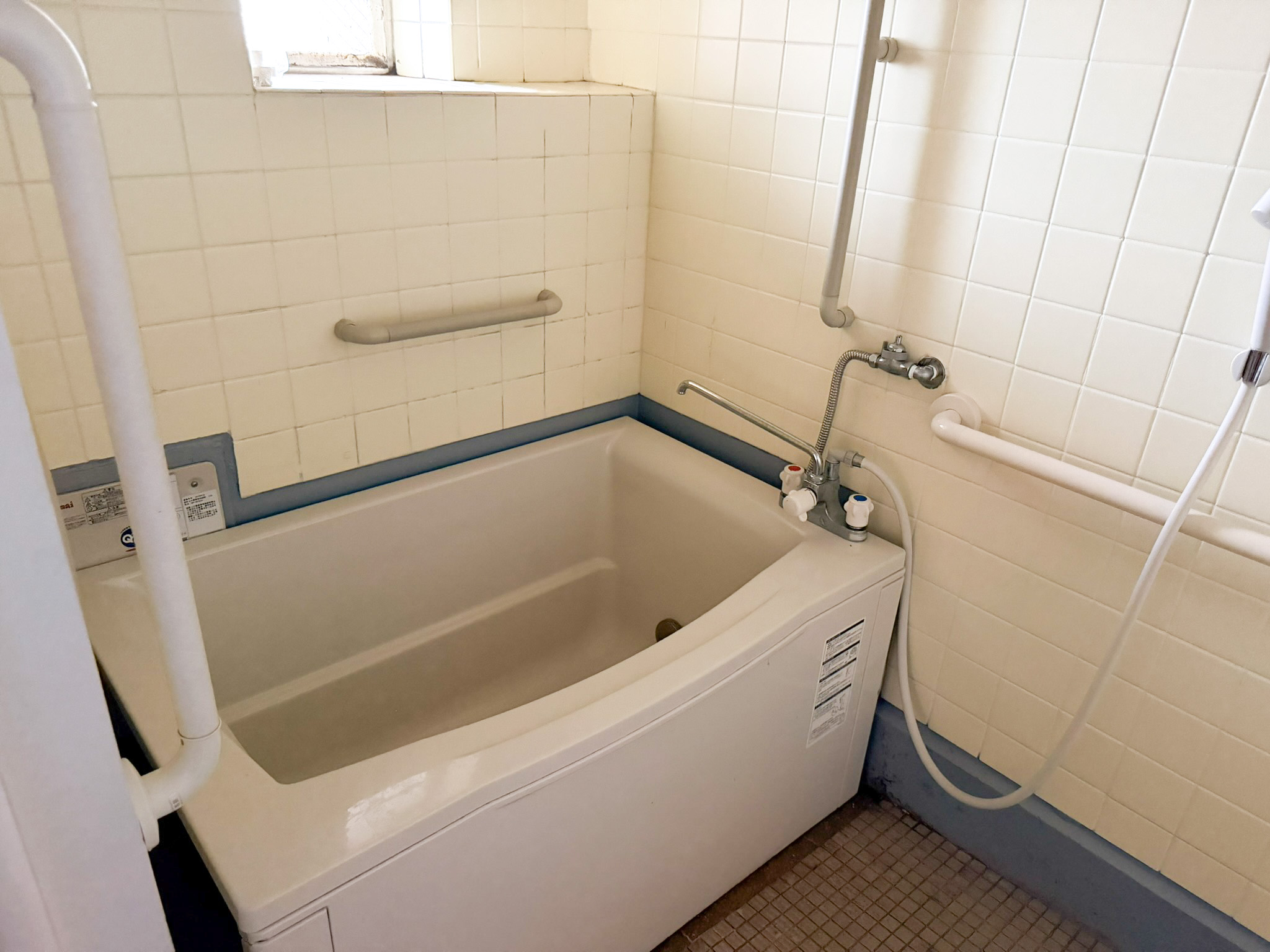 サービス付き高齢者向け住宅ライズワン唐戸の風呂写真