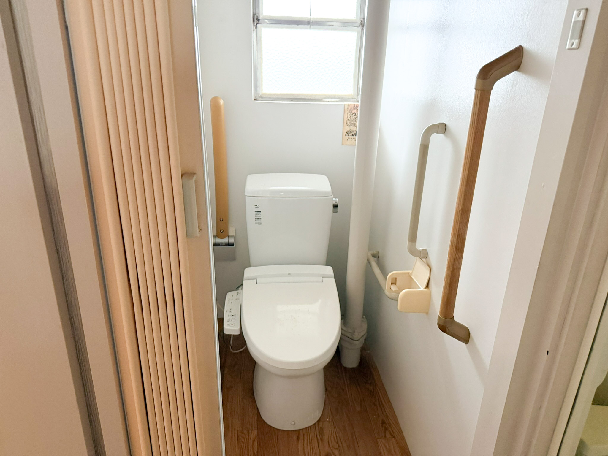 サービス付き高齢者向け住宅ライズワン唐戸のトイレ写真